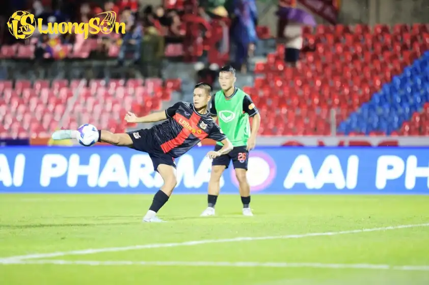 Việt kiều Chung Nguyen Do sẽ phải nỗ lực thể hiện Việt kiều Chung Nguyen Do sẽ phải nỗ lực thể hiện