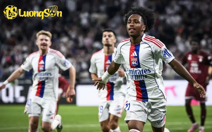 Với đẳng cấp và phong độ cao hơn, Lyon được dự đoán sẽ chiến thắng.