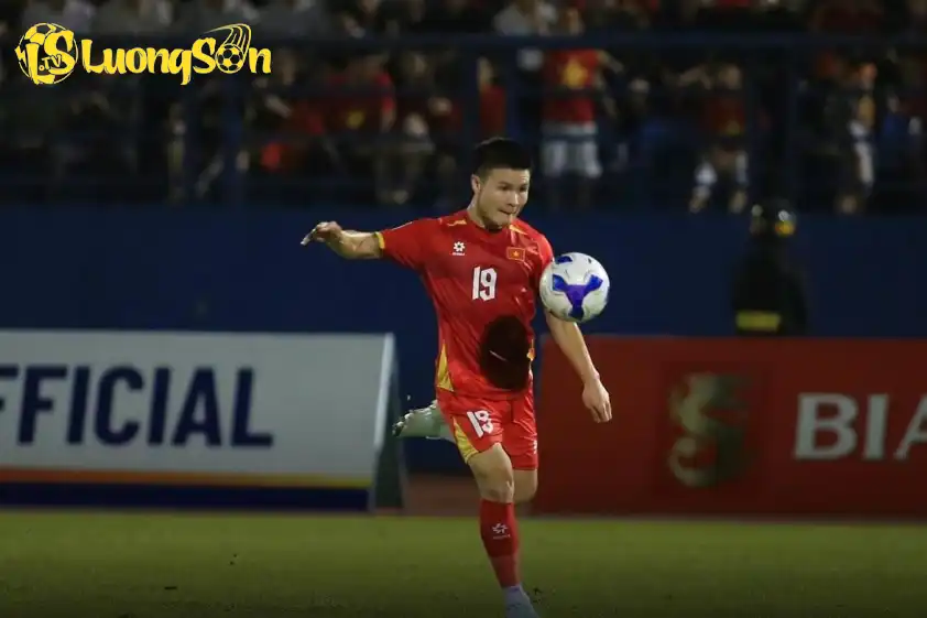 Quang Hải nhiều khả năng sẽ nói lời chia tay ĐT Việt Nam trong đợt tập trung lần này Quang Hải nhiều khả năng sẽ nói lời chia tay ĐT Việt Nam trong đợt tập trung lần này