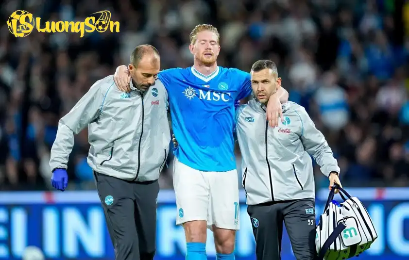 Kevin de Bruyne nhiều khả năng sẽ bỏ lỡ World Cup 2026 với chấn thương cơ đùi Kevin de Bruyne nhiều khả năng sẽ bỏ lỡ World Cup 2026 với chấn thương cơ đùi