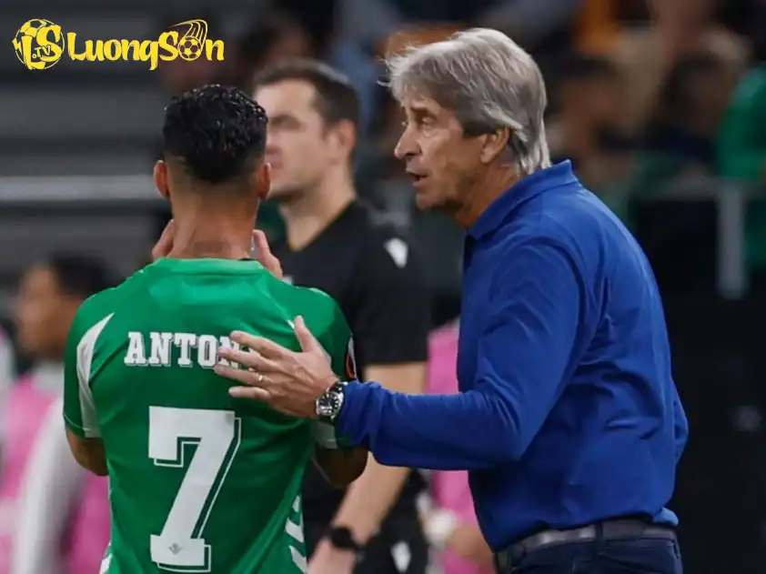 HLV Pellegrini có những chia sẻ đáng chú ý sau trận thắng của Betis.