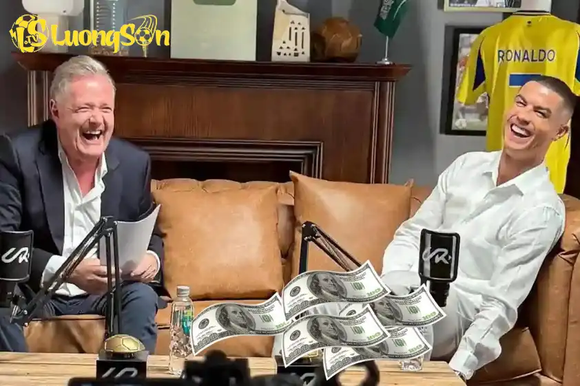 Ronaldo trong buổi trò chuyện với nhà báo Piers Morgan.